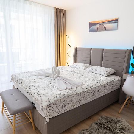 New Modern & Cozy Apartment With Free Parking Varna Exteriér fotografie