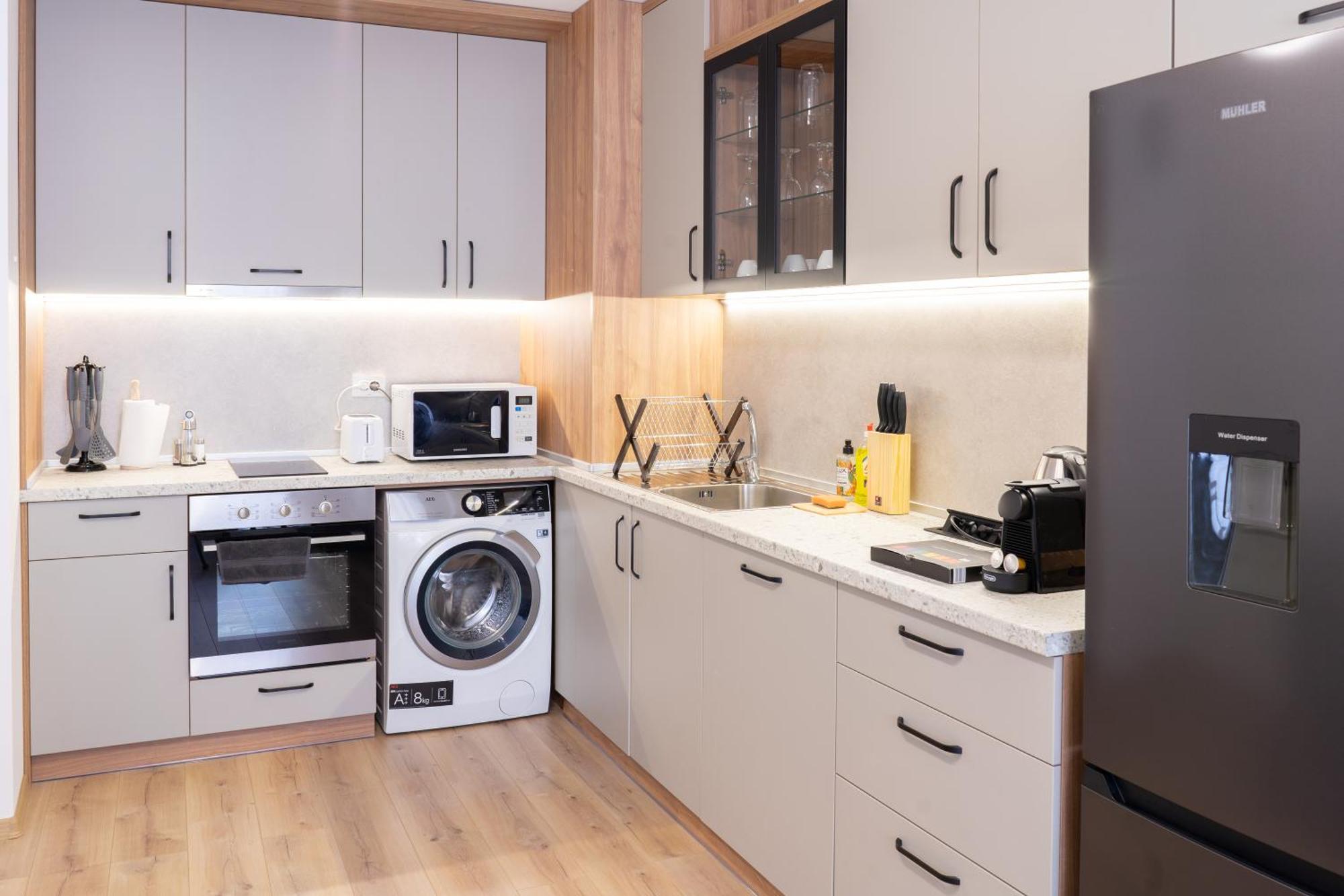 New Modern & Cozy Apartment With Free Parking Varna Exteriér fotografie